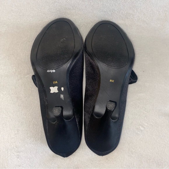 ANN MARINO Black Satin Heels - Picture 6 of 8